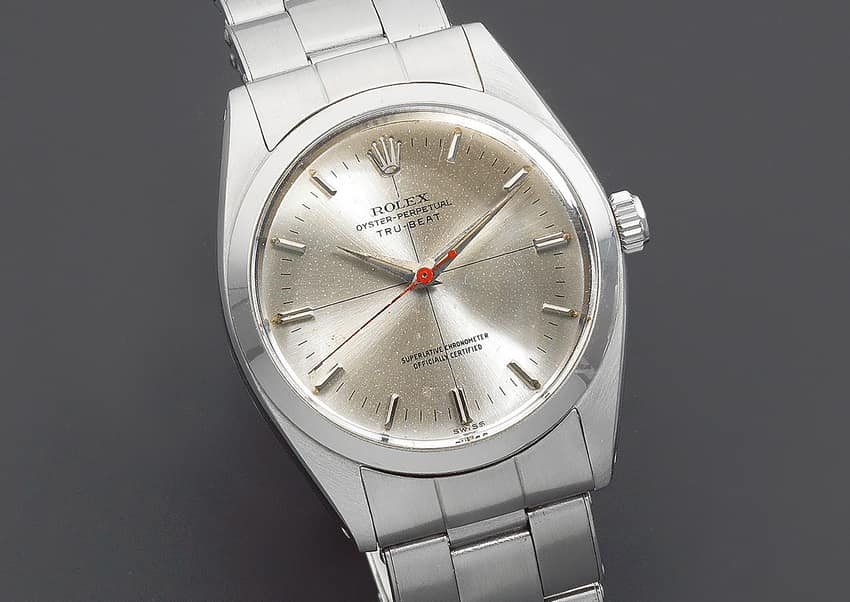 Ticks like a quartz but actually mechanical. Meet the Tru-Beat.  Image courtesy of Bonhams