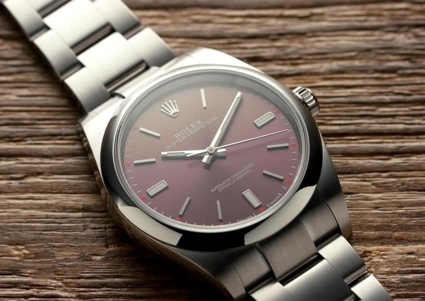 Both the hands and markers on Rolex watches are made from solid gold