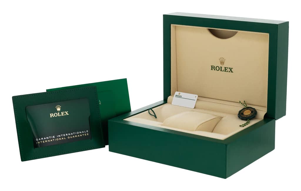 Rolex Oyster Perpetual 124300 — thumbnail 2
