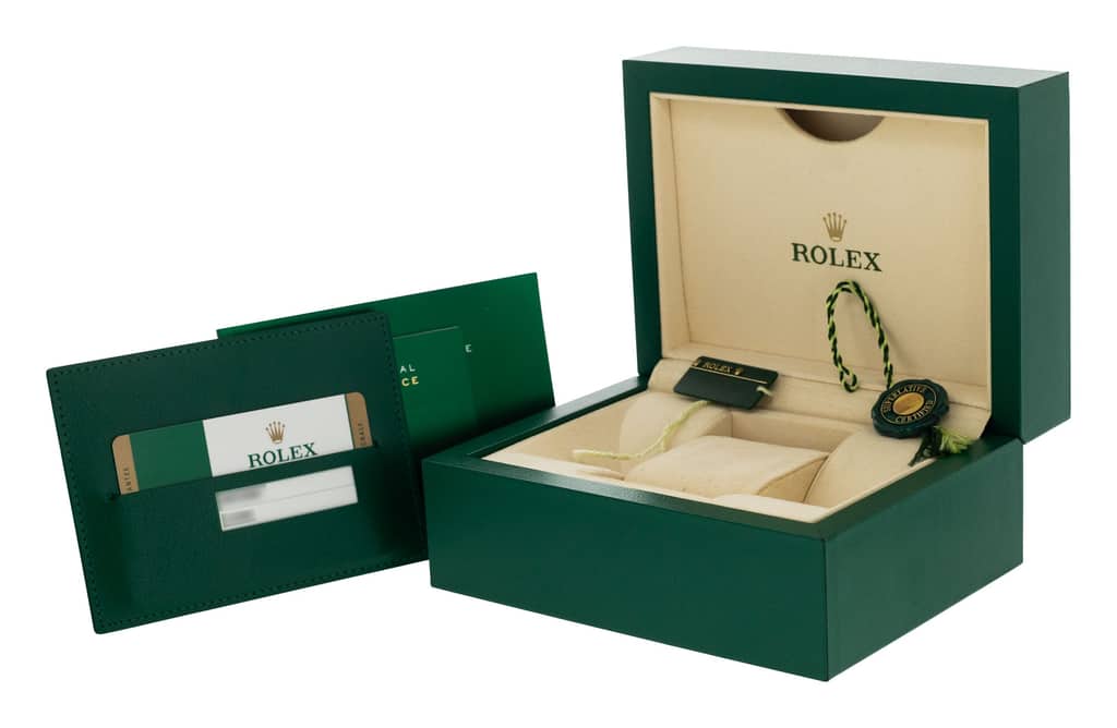 Rolex Oyster Perpetual 114300 — thumbnail 2