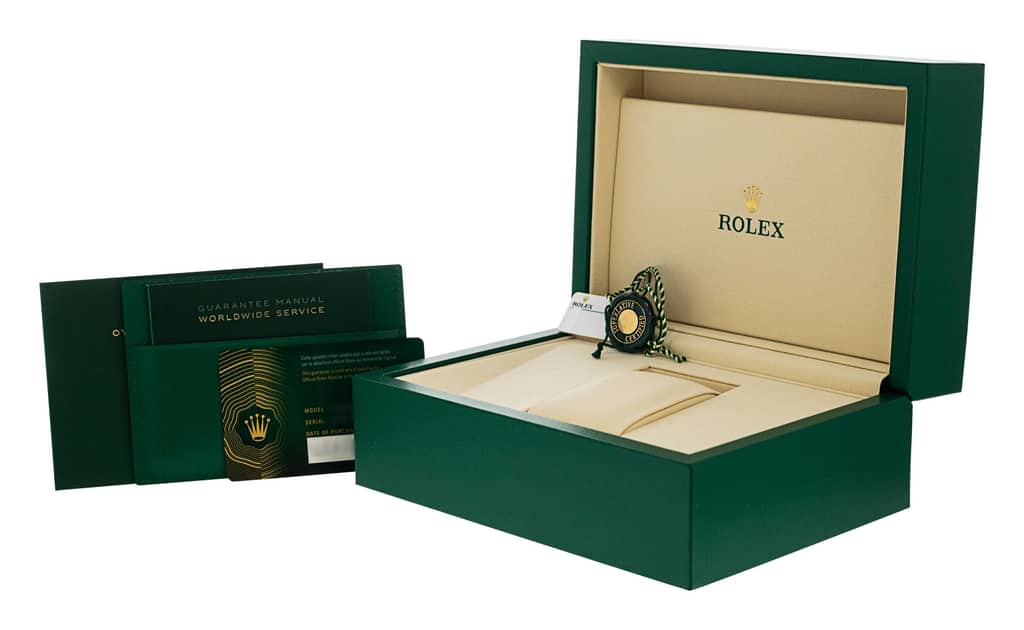 Rolex Oyster Perpetual 126000 — thumbnail 2