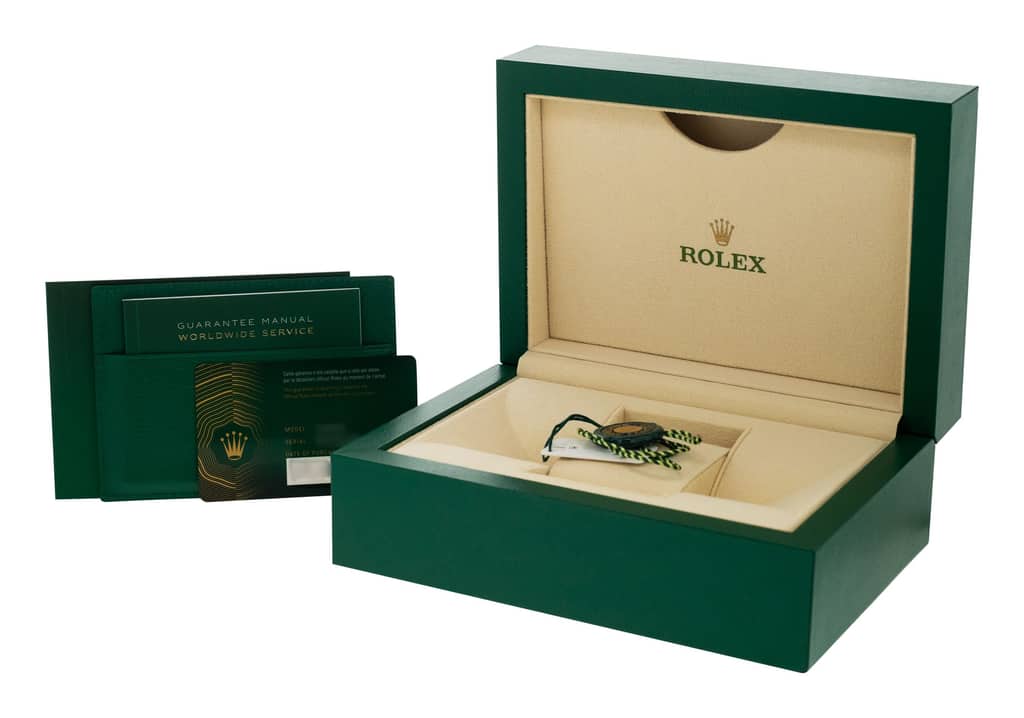Rolex Oyster Perpetual 126000 — thumbnail 2