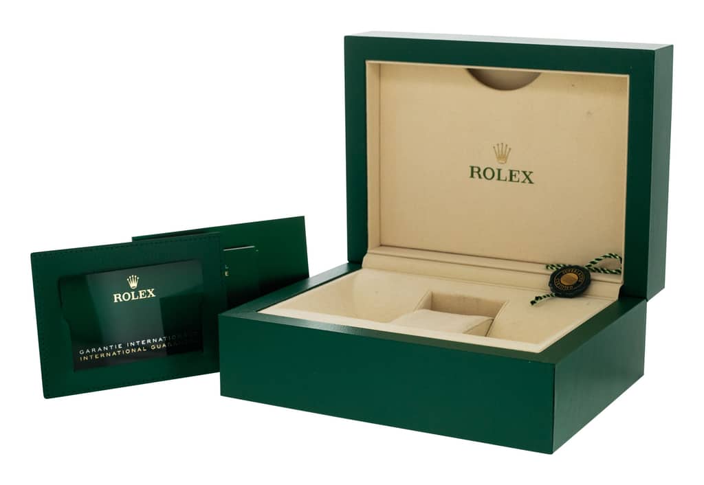 Rolex Sea-Dweller 126600 — thumbnail 2