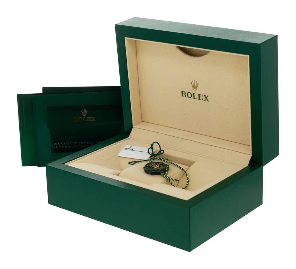 Rolex Submariner 124060 — thumbnail 2