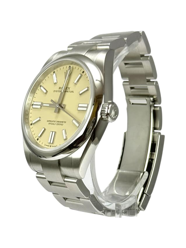 Rolex Oyster Perpetual 134300 — thumbnail 2