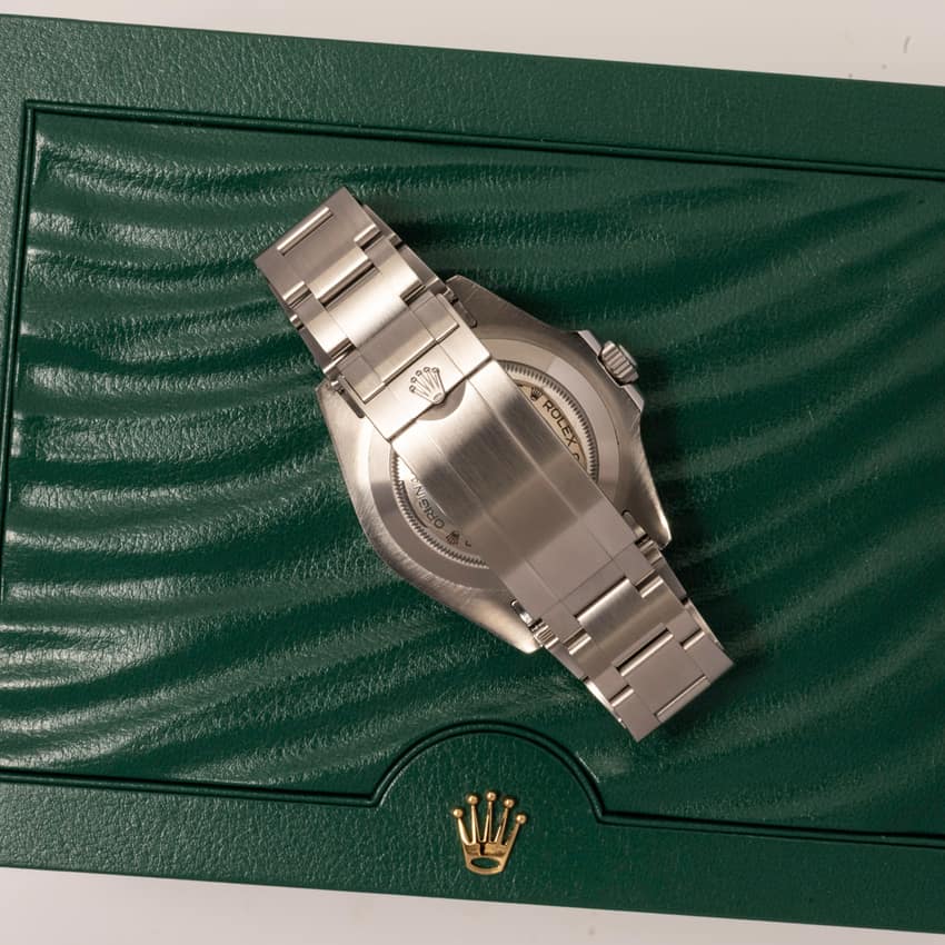 Rolex Sea-Dweller 126600 — thumbnail 3