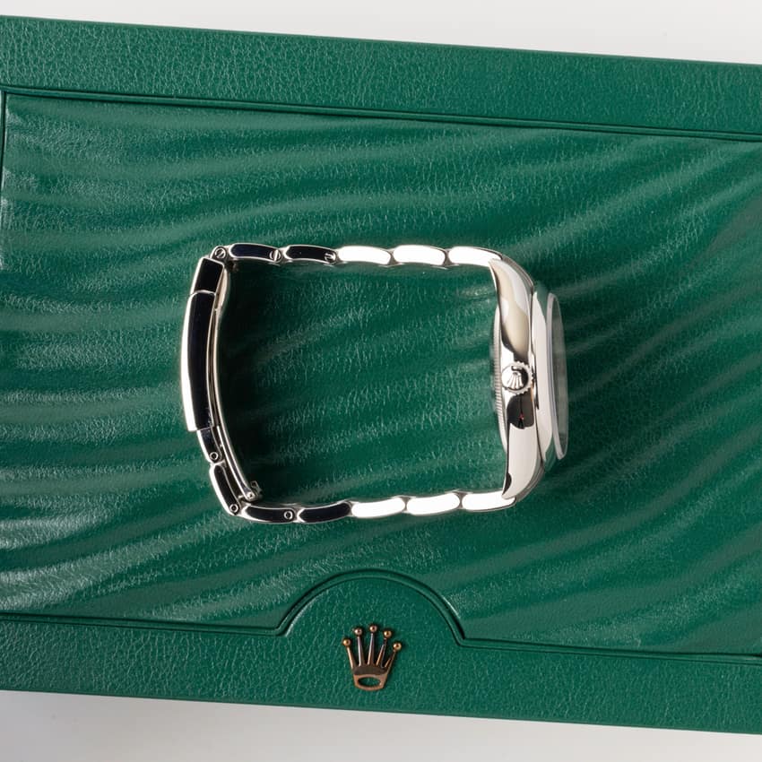 Rolex Oyster Perpetual 126000 — thumbnail 2
