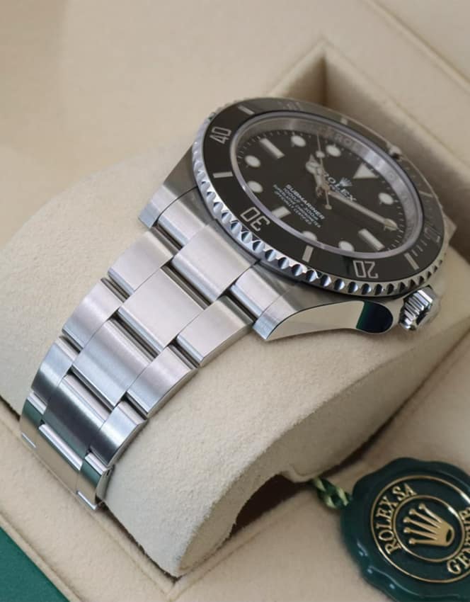 Rolex Submariner 124060 — thumbnail 2