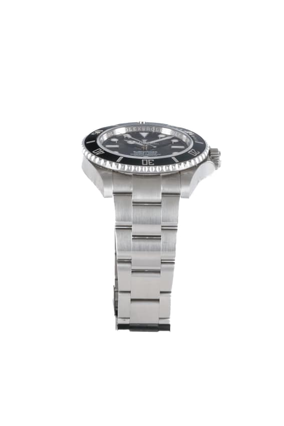 Rolex Submariner 124060 — thumbnail 3