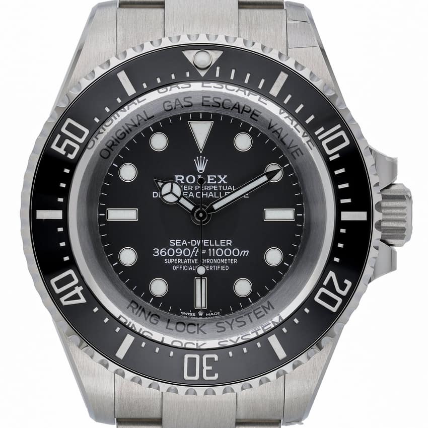 Rolex Sea-Dweller 126067, Black dial, 44mm Steel & Yellow Gold