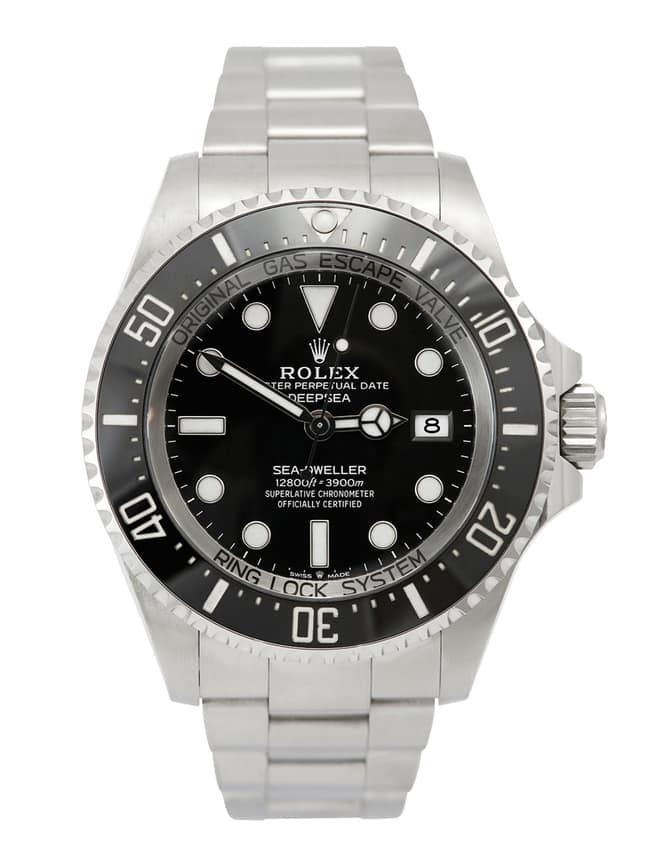 Rolex Sea-Dweller 136660, Black dial, 43mm Steel & Yellow Gold