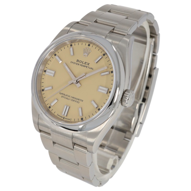 Rolex Oyster Perpetual 126000 — thumbnail 2