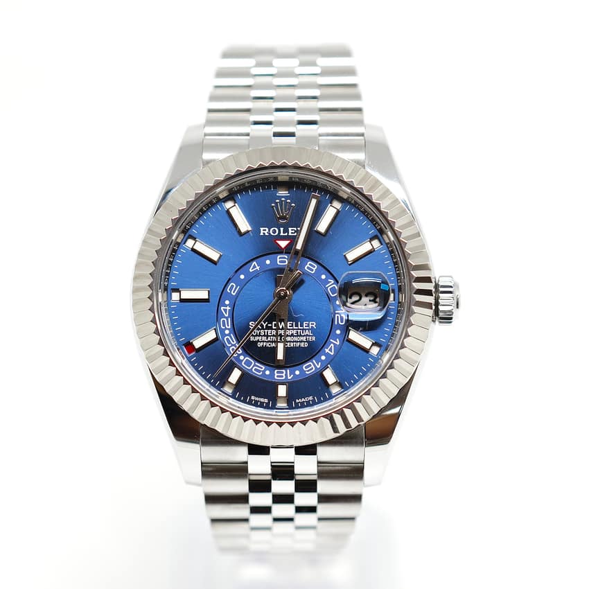 Rolex Sky-Dweller 326934, Black dial, 42mm Yellow Rolesor