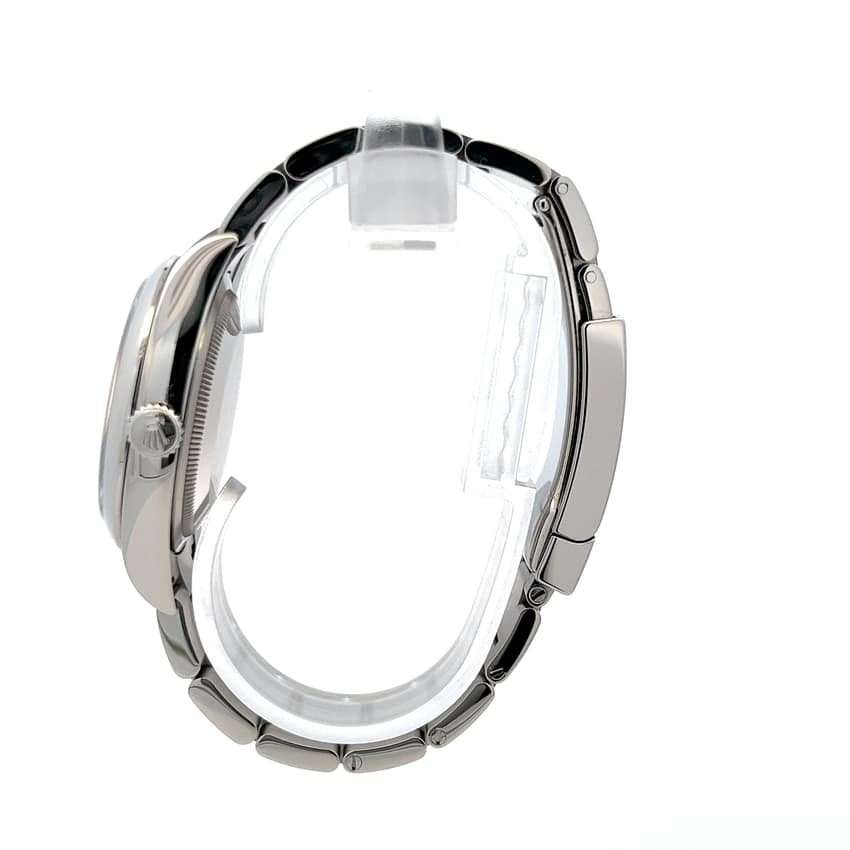 Rolex Oyster Perpetual 126000 — thumbnail 2