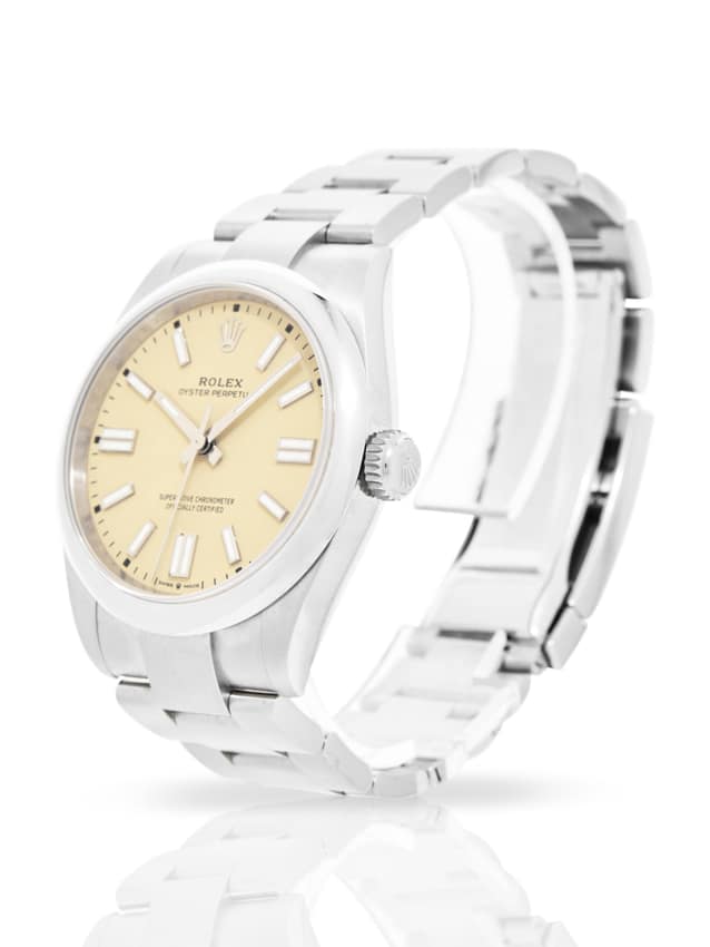 Rolex Oyster Perpetual 134300 — thumbnail 2