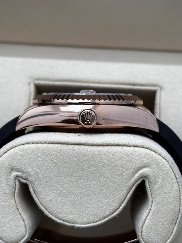 Rolex Sky-Dweller 326235 — image 1 of 2