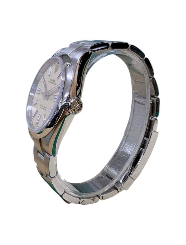 Rolex Oyster Perpetual 134300 — thumbnail 2