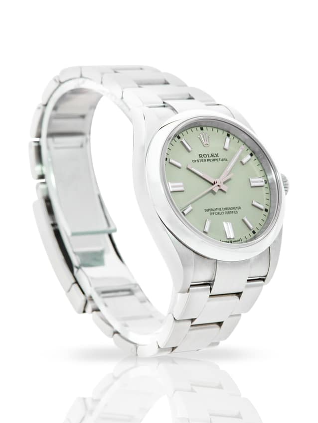 Rolex Oyster Perpetual 126000 — thumbnail 3