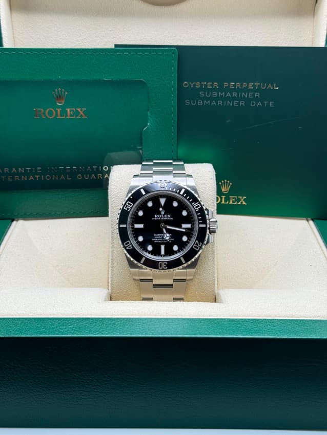 Rolex Submariner 124060 — thumbnail 2