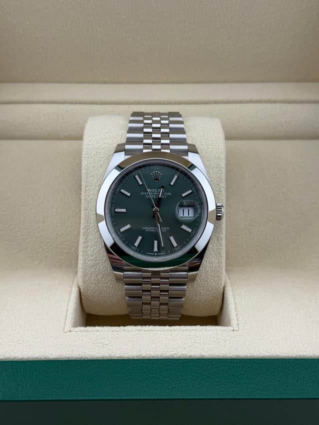 Rolex Datejust 126300 — thumbnail 2
